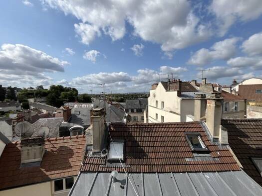 Appartement à vendre 113 000 € 2 pièces 1 chambre 29 m² Étage 4/4 Hermmitage Pontoise 95300