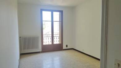 Appartement à louer 660 € 2 pièces 1 chambre 37 m² 2ème étage Centre Ville Salon de Provence 13300