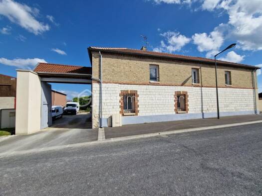 Maison à vendre 293 000 € 9 pièces 4 chambres 277 m² Thibie 51510