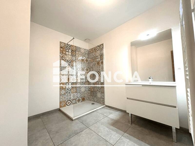 Maison à louer, 80m², TOULON