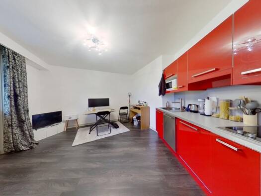 Appartement à louer 750 € 1 pièce 27,01 m² RDC/6 Charlier Écully 69130