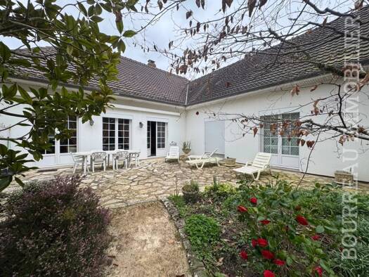 Maison à vendre 265 000 € 5 pièces 3 chambres 197,8 m² 1 683 m² de terrain Le Paradis Joigny 89300