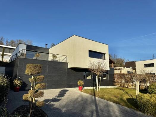 Villa à vendre 1 470 000 € 8 pièces 4 chambres 236 m² Hochstatt 68720