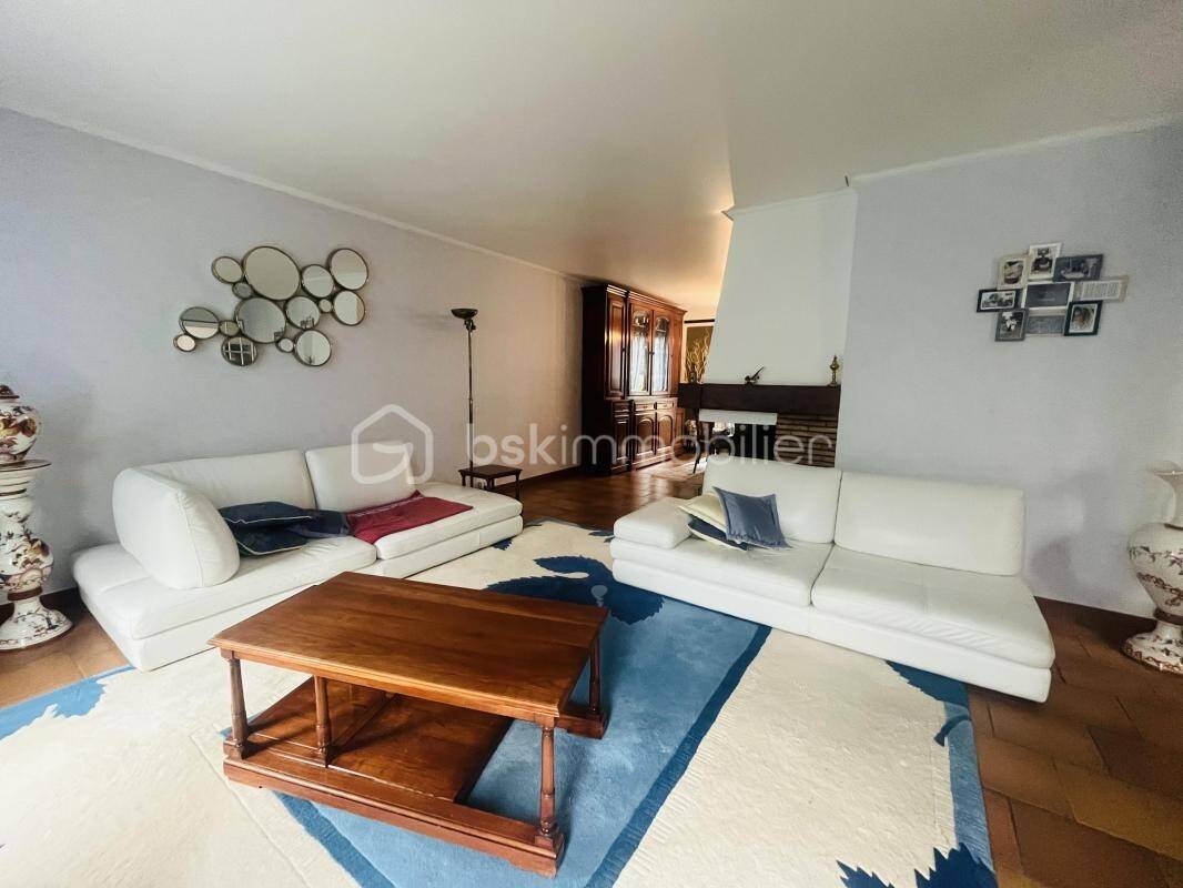 Maison à vendre, 186m², ROISSY EN BRIE