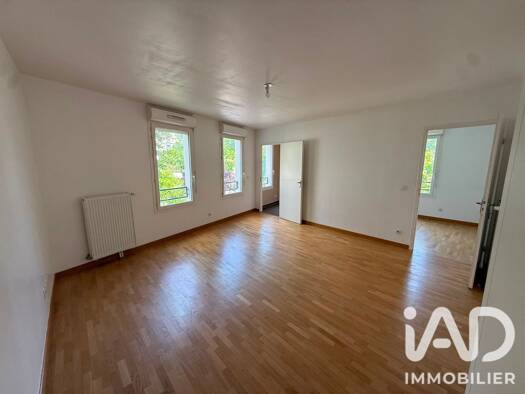 Appartement à vendre 435 000 € 4 pièces 3 chambres 74 m² Étage 2/3 Président Roosevelt Saint-Germain-en-Laye 78100