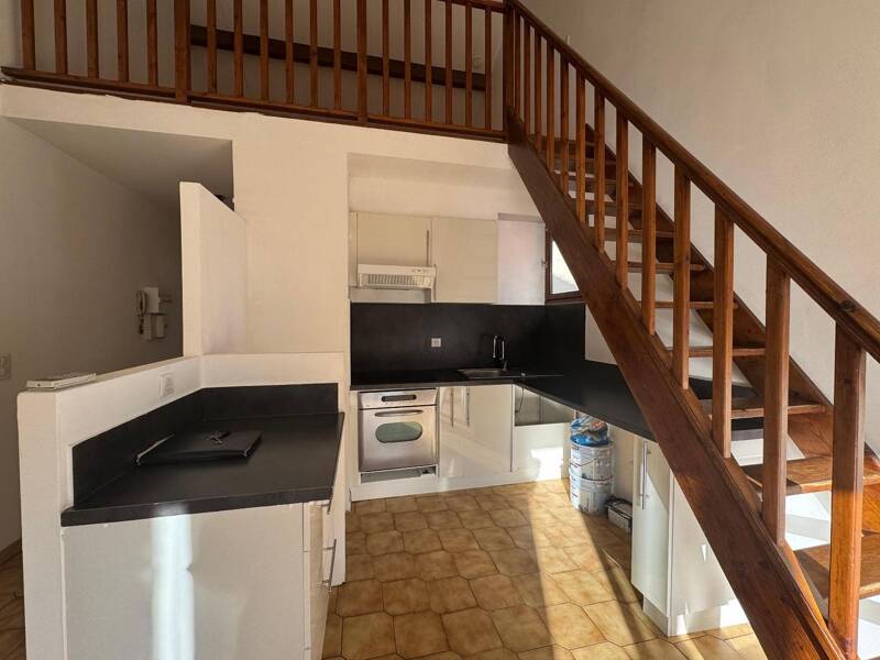 Maison à louer, 54m², NANS LES PINS