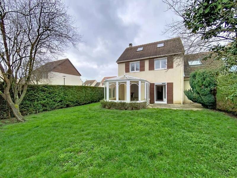 Maison à louer, 117m², MONTIGNY LE BRETONNEUX