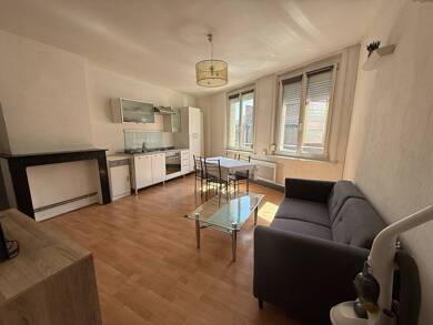 Appartement à louer 480 € 2 pièces 1 chambre 39 m² Étage 1/3 Rue de Lille-Faubourg d'Arras Bethune 62400
