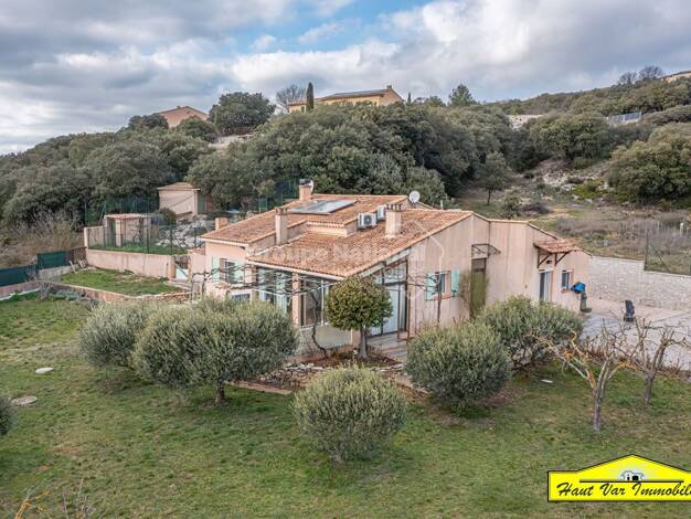 Maison de plain-pied à vendre 380 000 € 4 pièces 3 chambres 110 m² 1 993 m² de terrain Ginasservis 83560