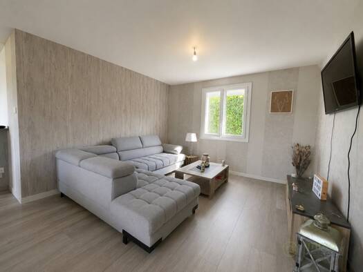 Maison à vendre 140 000 € 4 pièces 3 chambres 90 m² 1 042 m² de terrain Mainsat 23700