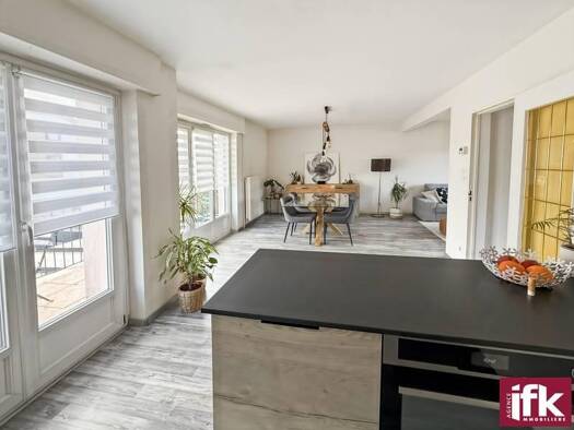 Maison à vendre 319 200 € 5 pièces 4 chambres 121 m² 298 m² de terrain Sud Horbourg-Wihr 68180