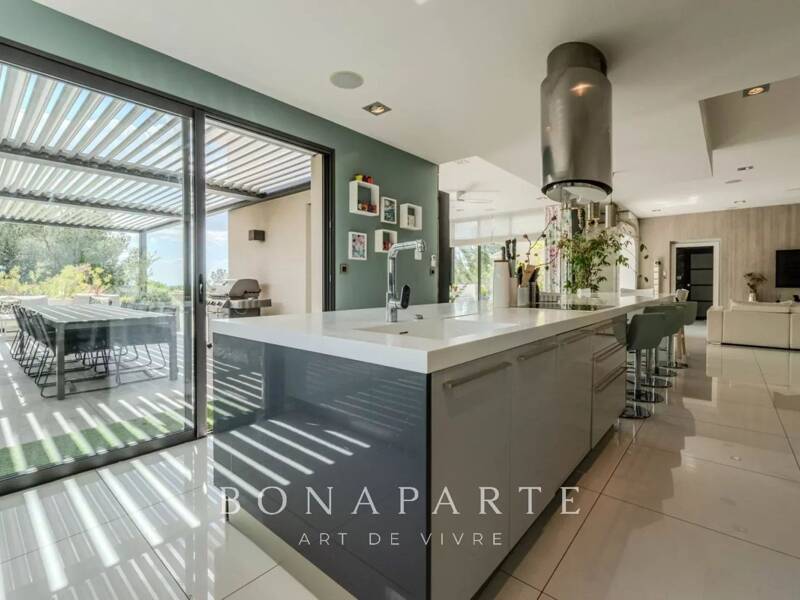 Maison à vendre, 750m², SAINT GELY DU FESC