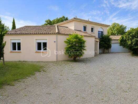 Maison à vendre 299 325 € 5 pièces 3 chambres 151 m² 3 055 m² de terrain Chauché 85140
