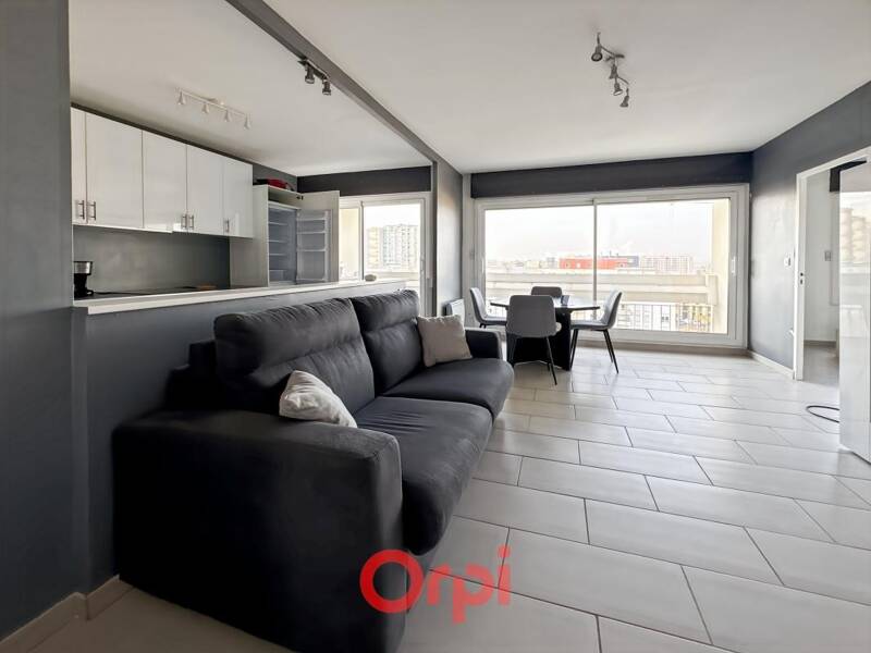 Maison à louer, 67m², LYON 8E