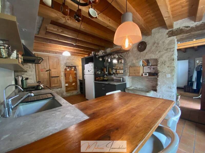 Maison à louer, 212m², THOIRY