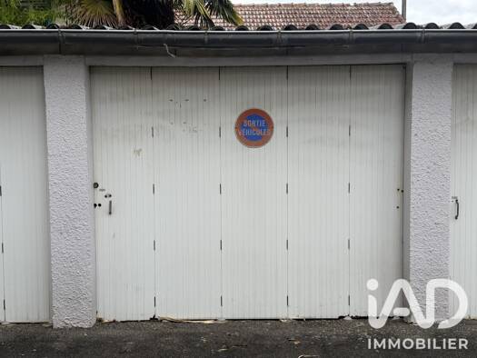 Parking à vendre 14 900 € 14 m² Pau Nord Pau 64000