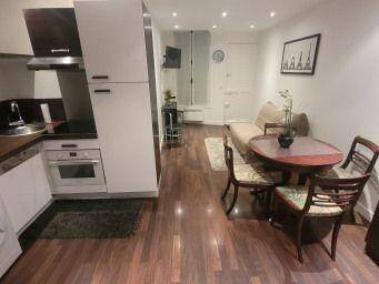 Maison à louer, 42m², COURBEVOIE