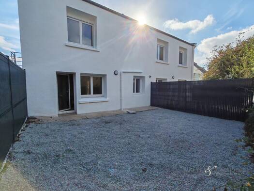 Appartement à vendre 155 000 € 2 pièces 1 chambre 42 m² Étage 2/2 Est Gouesnou 29850