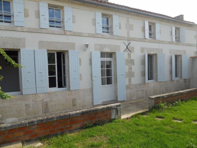 Maison à louer, 116m², PLASSAY