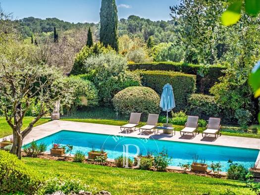 Villa à vendre 2 950 000 € 11 pièces 6 chambres 440 m² Opio 06650