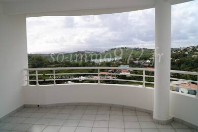 Appartement à vendre 151 000 € 2 pièces 1 chambre 37,3 m² Dernier étage, Étage 5/5 Ducos 97224