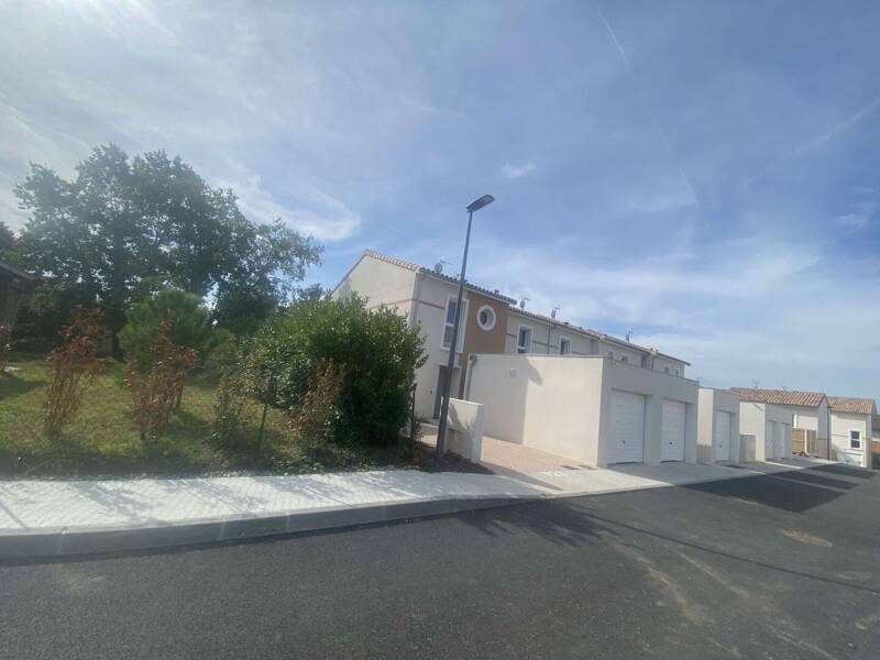 Maison à louer, 92m², LEGUEVIN