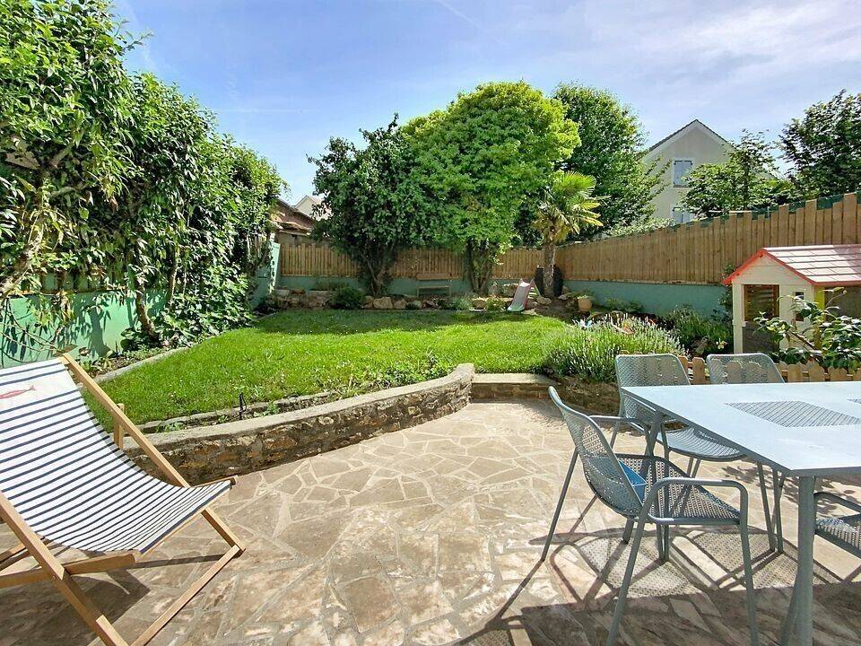 Maison à vendre, 128m², MANDRES LES ROSES