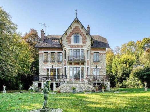 Maison à vendre 1 850 000 € 11 pièces 6 chambres 255 m² 3 904 m² de terrain Nogent-Cassan L'Isle-Adam 95290