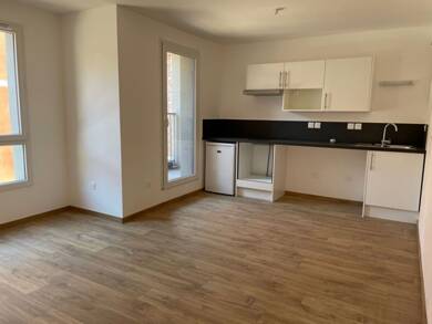 Appartement à louer 600 € 2 pièces 1 chambre 41 m² Étage 1/4 Centre République Armentieres 59280
