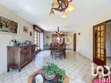 Maison de plain-pied à vendre 320 000 € 4 pièces 3 chambres 140 m² 985 m² de terrain Radinghem-en-Weppes 59320