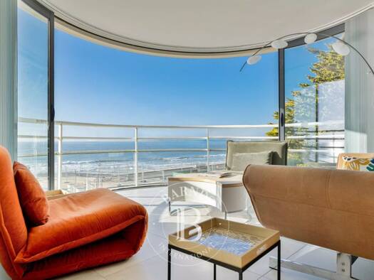 Appartement à vendre 1 265 000 € 4 pièces 2 chambres 98,3 m² Étage 1/3 La Baule les Pins La Baule-Escoublac 44500