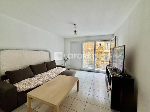 Appartement à vendre 110 000 € 1 pièce 28 m² Étage 1/6 La Joliette Marseille 2ème arrondissement 13002