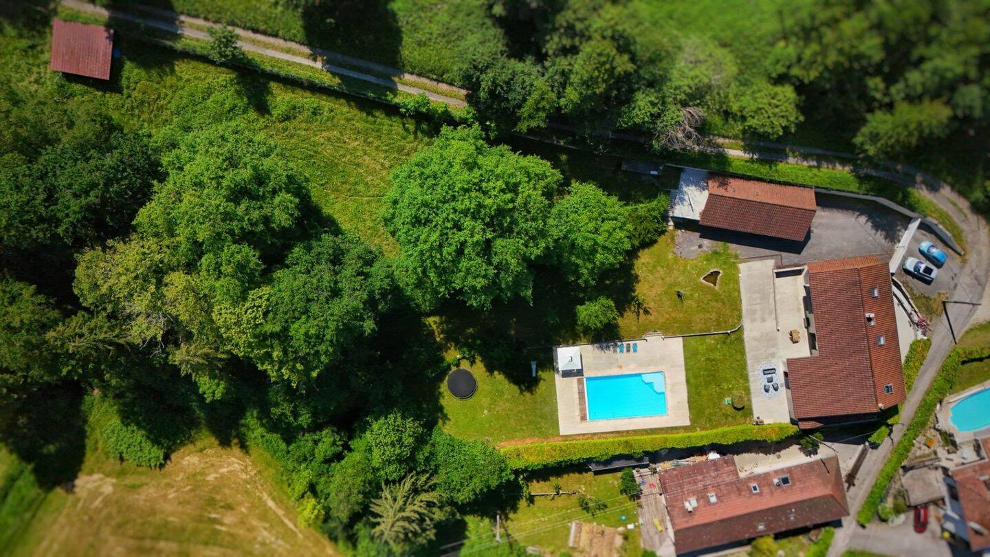 Maison à vendre, 250m², SAINT GEOIRE EN VALDAINE