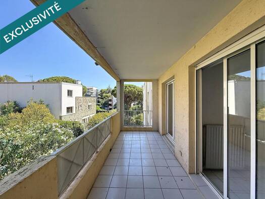 Appartement à vendre 175 000 € 2 pièces 1 chambre 31 m² 1er étage Arènes Saint-Raphaël 83700