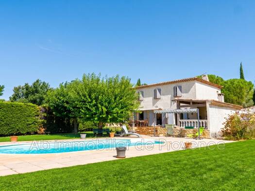 Maison à vendre 620 000 € 5 pièces 3 chambres 123 m² 4 504 m² de terrain Rognes 13840