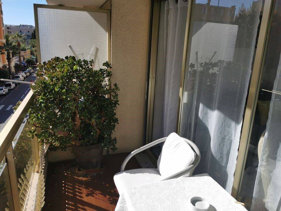 Maison à louer, 32m², ANTIBES