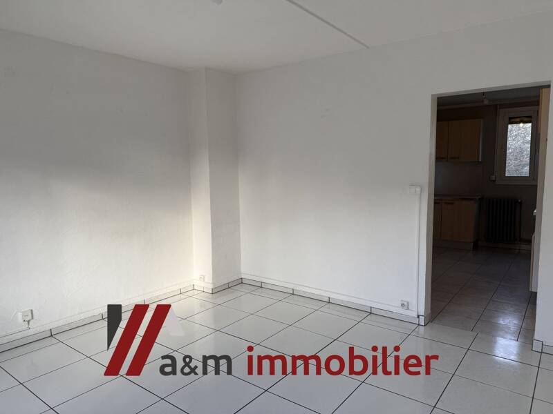 Maison à louer, 47m², CHATEAUNEUF LES MARTIGUES