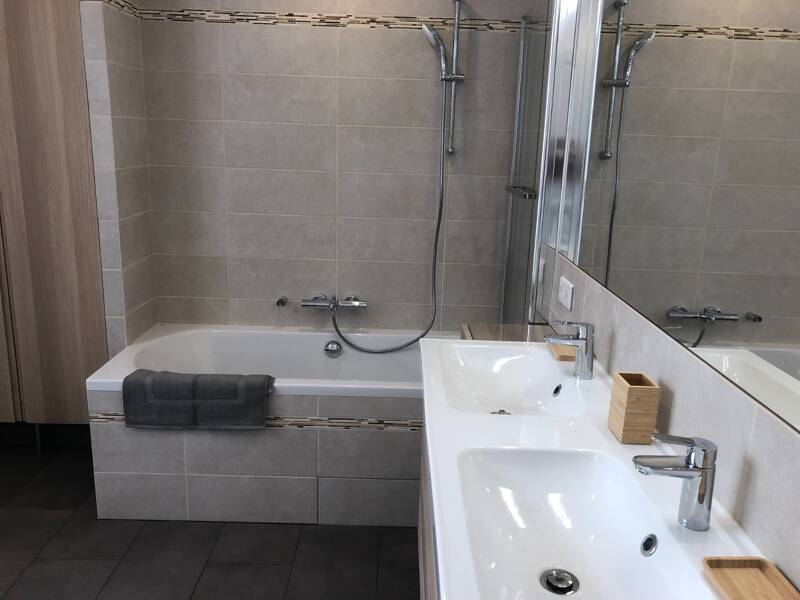 Maison à louer, 145m², PARIS 10E