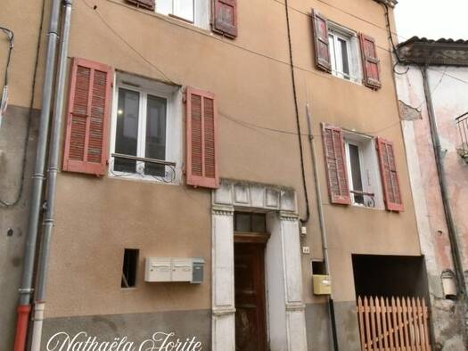 Immeuble à vendre 174 800 € 180 m² La Motte-du-Caire 04250