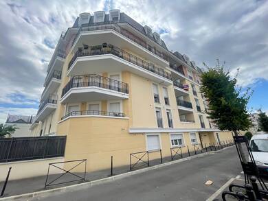 Appartement à vendre 229 000 € 2 pièces 1 chambre 38 m² 3ème étage La Croix Blanche-Les Richebourgs Sartrouville 78500