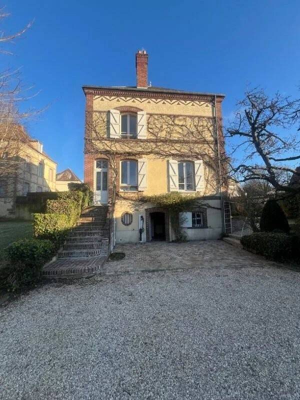 Maison à vendre, 200m², HOUDAN