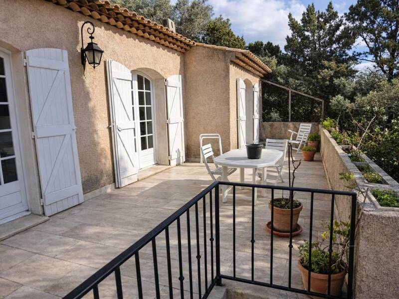 Maison à vendre, 186m², LE REVEST LES EAUX