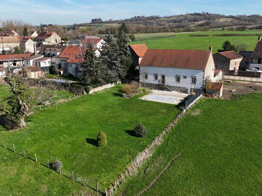 Maison à vendre 290 000 € 5 pièces 4 chambres 136 m² 2 921 m² de terrain Saint-Léger-sur-Dheune 71510