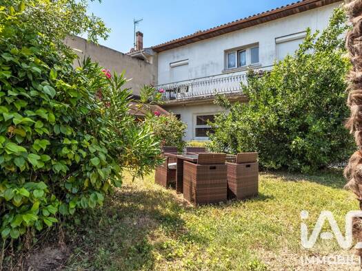 Appartement à vendre 168 000 € 6 pièces 5 chambres 145 m² RDC/1 Nord Montpon-Ménestérol 24700