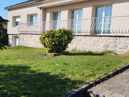 Maison à vendre 245 000 € 5 pièces 4 chambres 135 m² 968 m² de terrain Le Wehneck Saint-Avold 57500