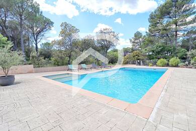 Villa à vendre 799 000 € 6 pièces 5 chambres 169 m² 6 166 m² de terrain Jouques 13490