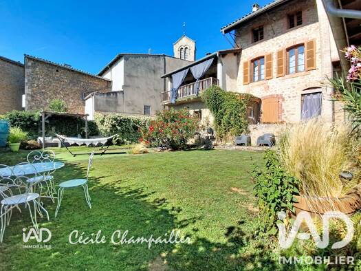 Maison à vendre 290 000 € 7 pièces 4 chambres 168 m² 424 m² de terrain Roisey 42520