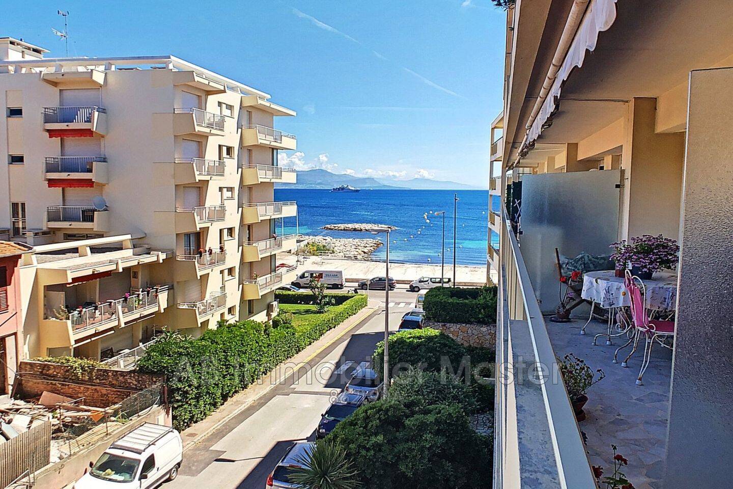 Maison à louer, 27m², ANTIBES