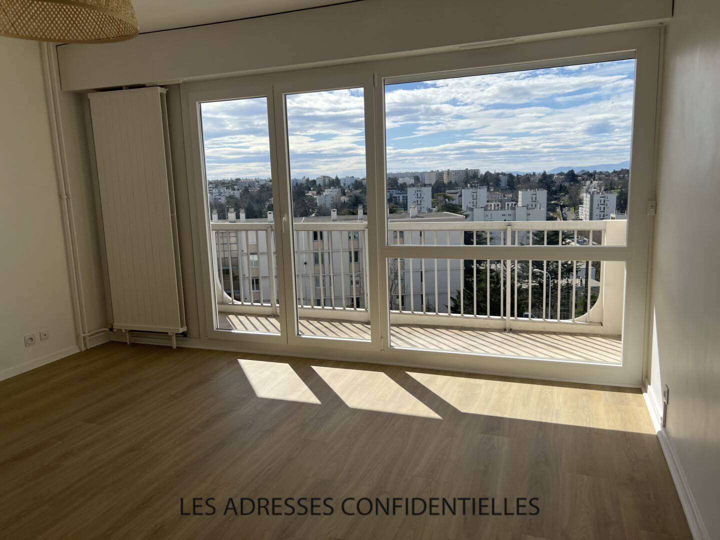 Maison à louer, 45m², TASSIN LA DEMI LUNE