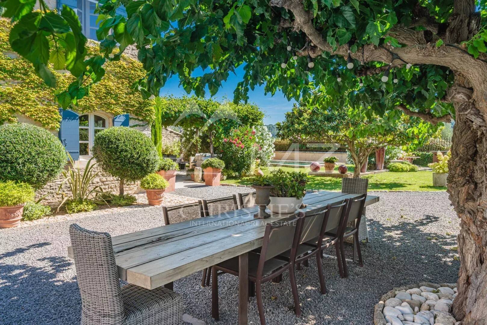 Maison à vendre, 380m², MENERBES